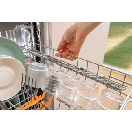 Gorenje 16 ter. A+++-30% Inverteres, WiFi, Öntisztítós, Felső evőeszköztálcás részlegesen beépíthető mosogatógép GI673A92X-30%!
