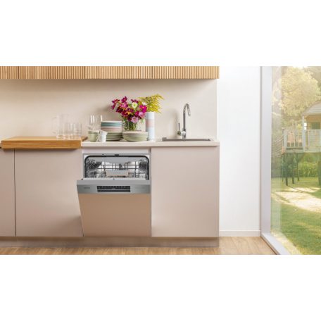 Gorenje 16 ter. A+++-30% Inverteres, WiFi, Öntisztítós, Felső evőeszköztálcás részlegesen beépíthető mosogatógép GI673A92X-30%!